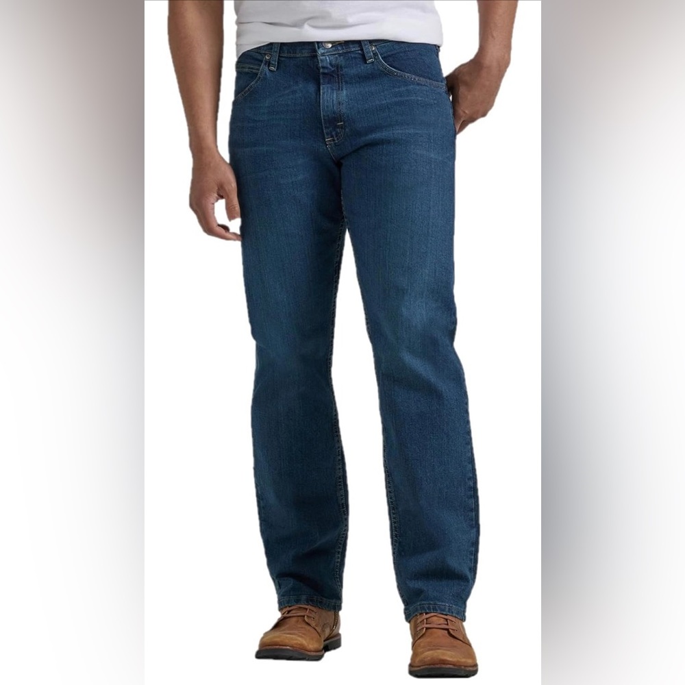Wrangler Authentics Men's Classic 5-Pocket Relaxed Fit Jean (60W X 30L)